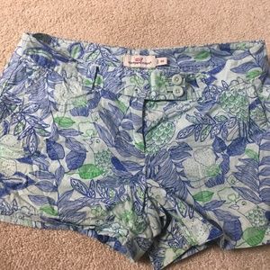 flower printed vineyard vine pants